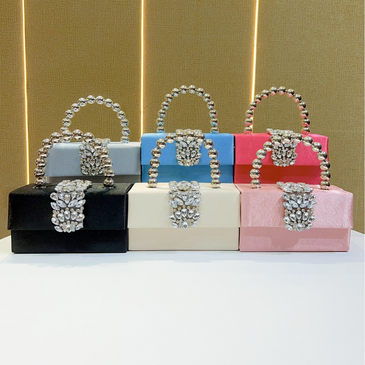 Sparkling Rhinestone Pearl Box - Tassel Fringe Trim avis et prix