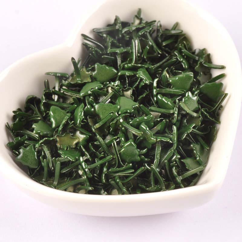 50pcs Mini Christmas Tree Brad - Christmas Craft Embellishment avis et prix