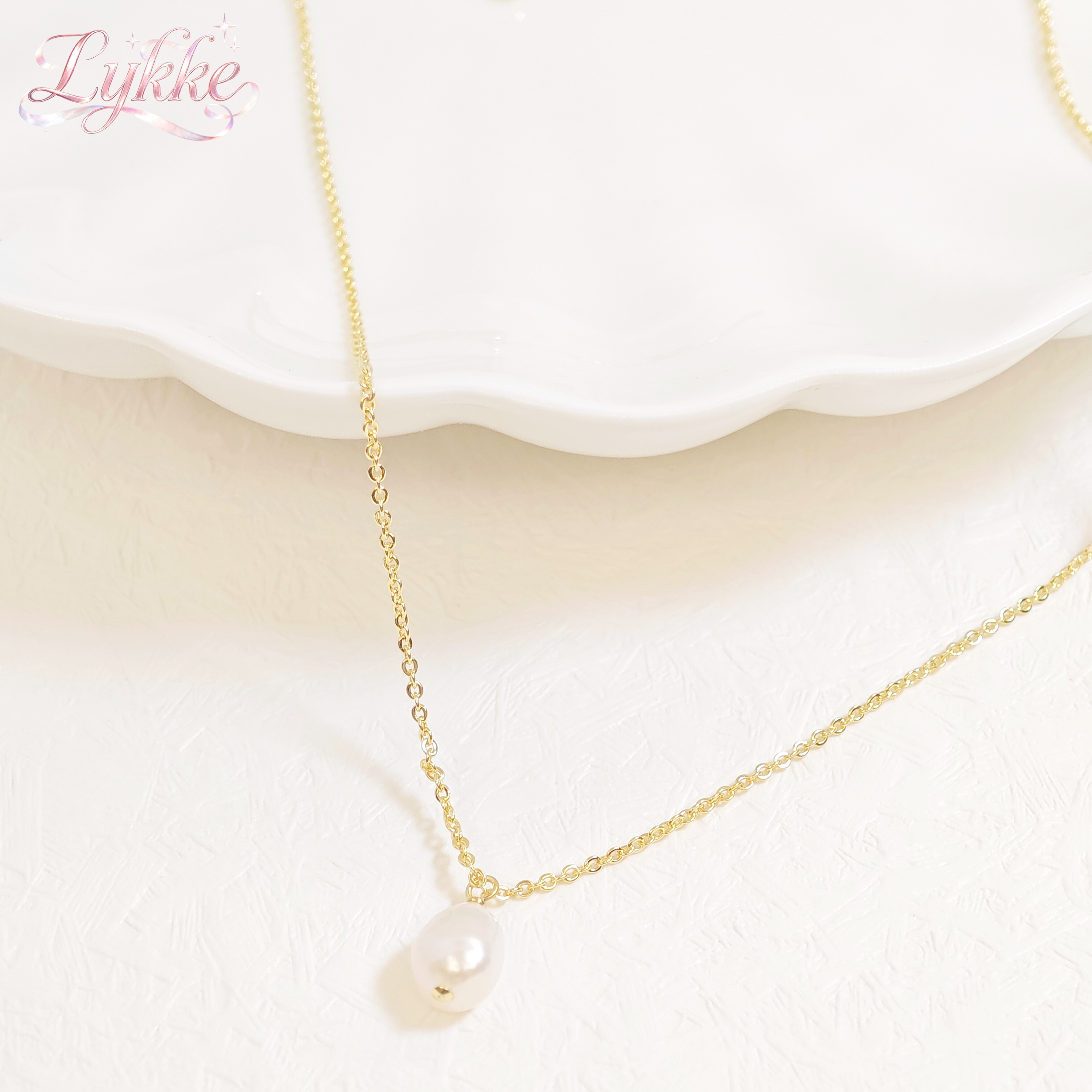 Hot selling French Baroque Wom - Pearl Trim Chain avis et prix