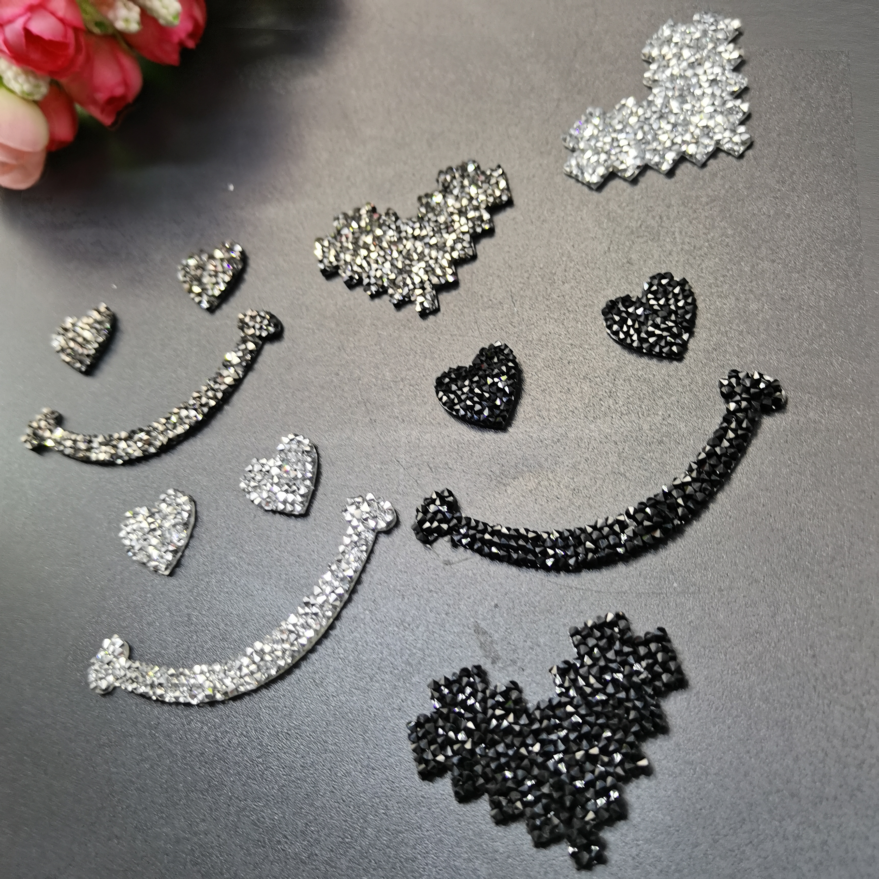 New 3colors Glitter Heart Smil - Hotfix Rhinestone Sheet avis et prix
